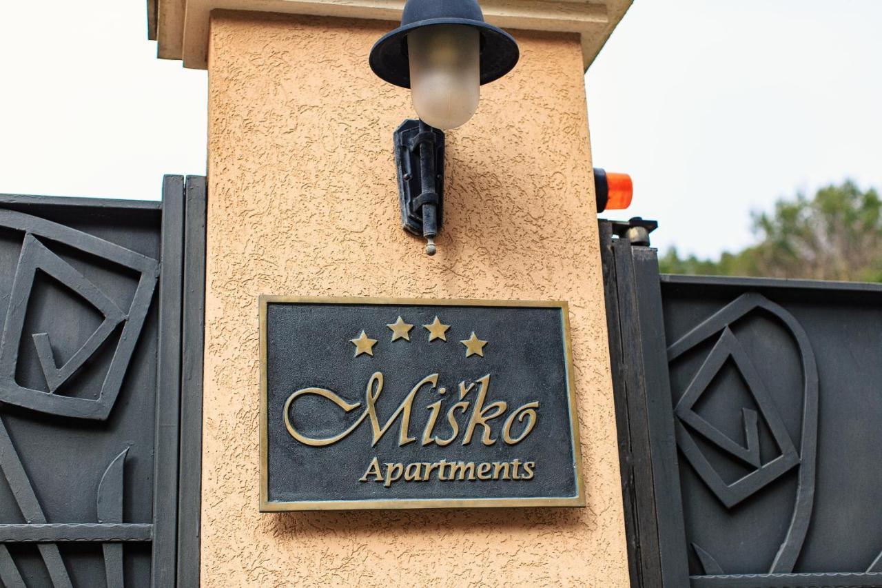 Apartments Misko Utjeha Exterior photo